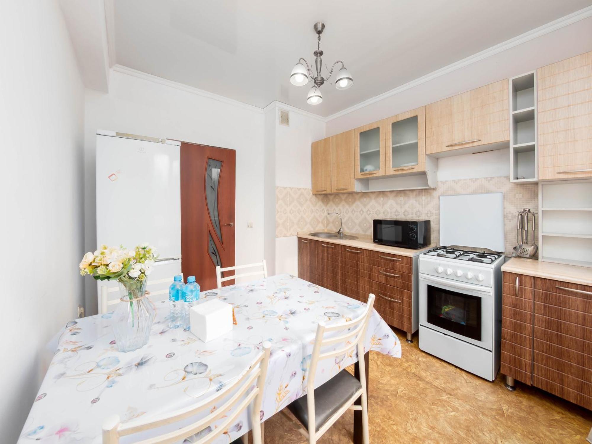 Apartment Оn Makatayeva 5 B 알마티 외부 사진