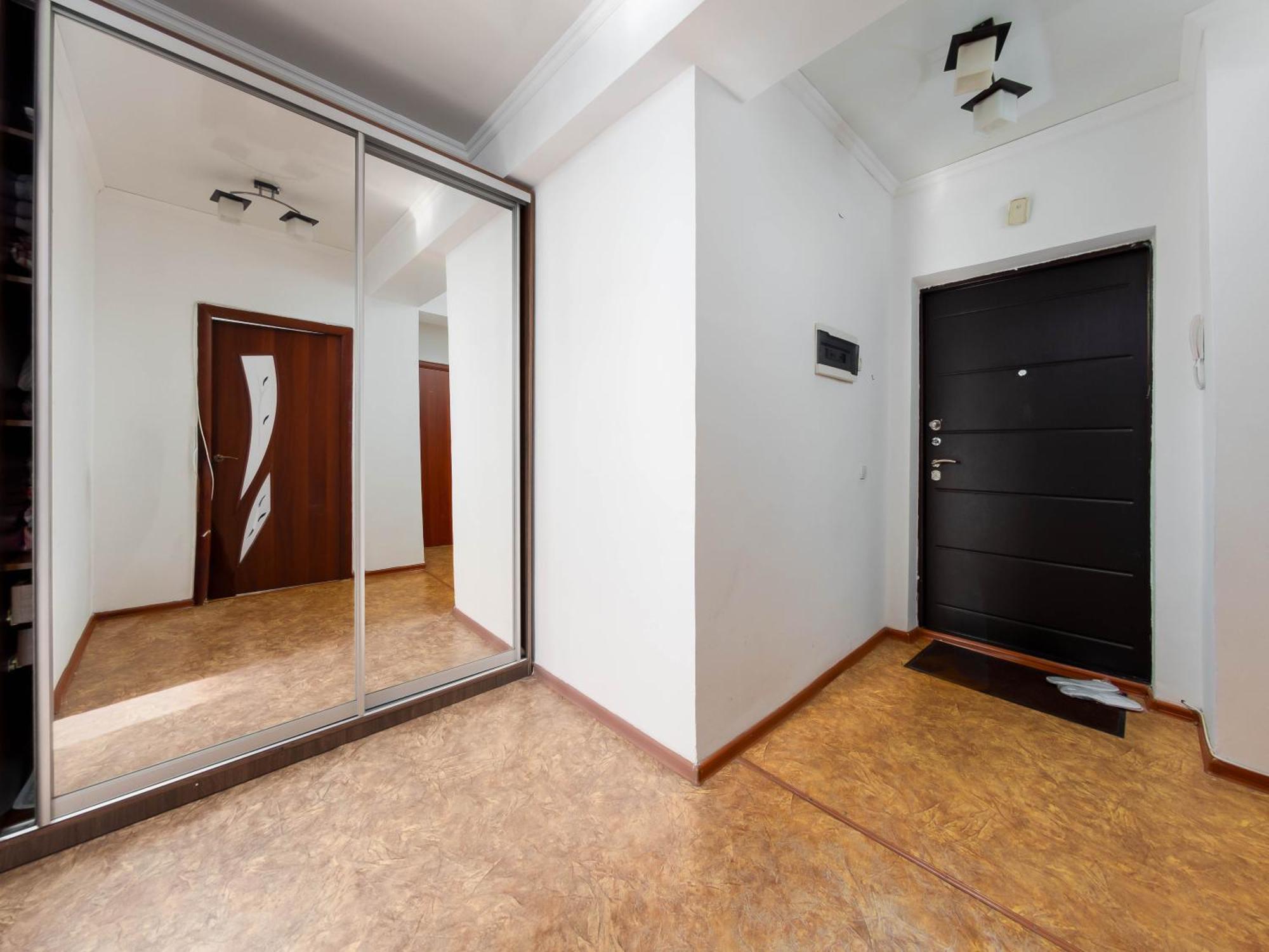 Apartment Оn Makatayeva 5 B 알마티 외부 사진